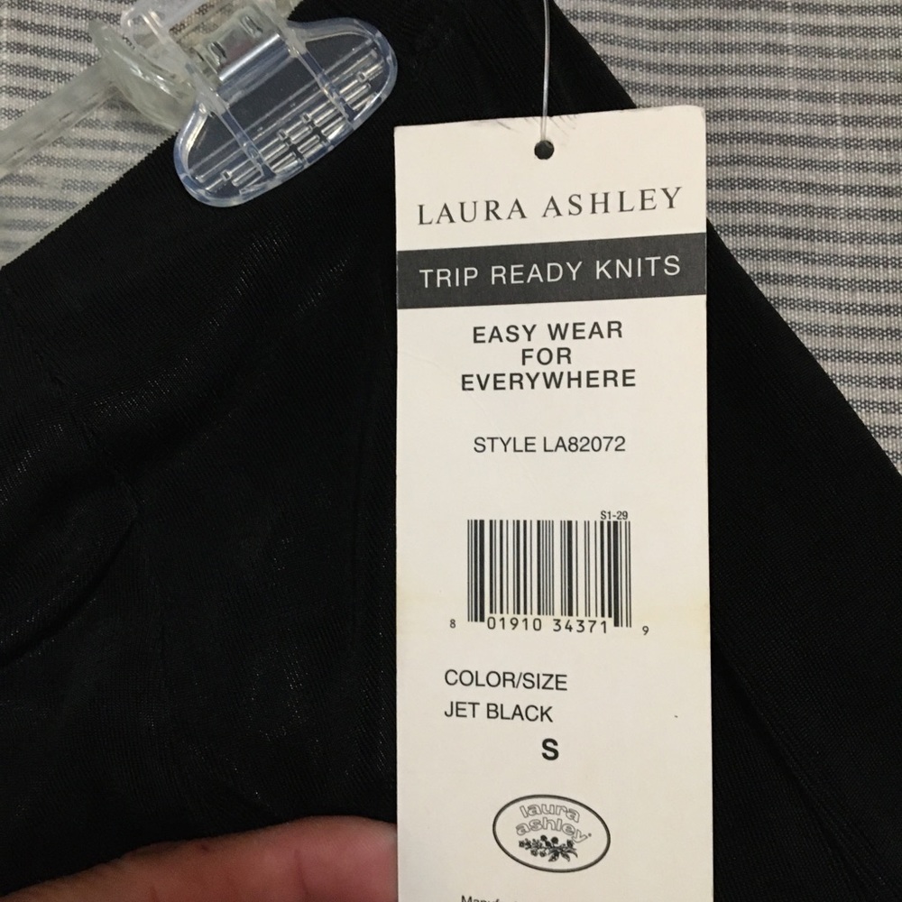 Laura Ashley Trip ready knits   Floor length skirt